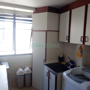 Apartamento com 205m², 3 dormitórios, 2 vagas, no bairro São Pelegrino em Caxias do Sul para Comprar