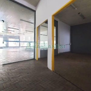 Loja com 700m², no bairro Centro em Caxias do Sul para Alugar