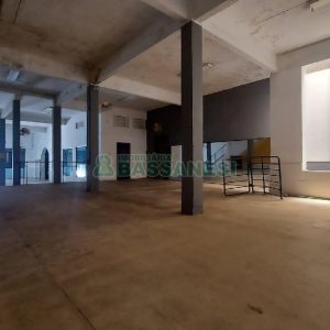 Loja com 700m², no bairro Centro em Caxias do Sul para Alugar