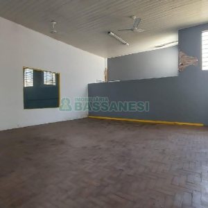 Loja com 700m², no bairro Centro em Caxias do Sul para Alugar