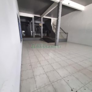 Loja com 700m², no bairro Centro em Caxias do Sul para Alugar