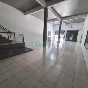Loja com 700m², no bairro Centro em Caxias do Sul para Alugar