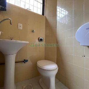 Loja com 180m², no bairro Centro em Caxias do Sul para Alugar