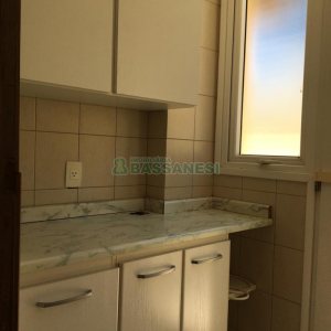 Apartamento com 71m², 2 dormitórios, 2 vagas, no bairro São Leopoldo em Caxias do Sul para Comprar