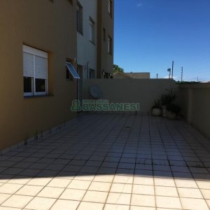 Apartamento com 71m², 2 dormitórios, 2 vagas, no bairro São Leopoldo em Caxias do Sul para Comprar