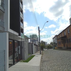 Apartamento com 118m², 2 dormitórios, 2 vagas, no bairro Panazzolo em Caxias do Sul para Comprar