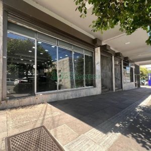 Loja com 170m², no bairro São Pelegrino em Caxias do Sul para Alugar