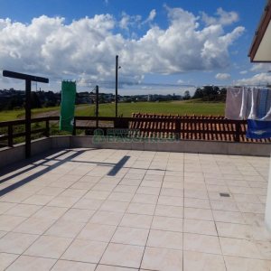 Casa com 313m², 3 dormitórios, 3 vagas, no bairro Rio Branco em Caxias do Sul para Comprar