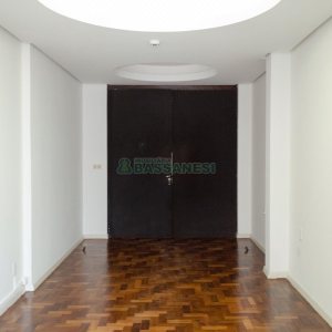 Sobreloja com 47m², no bairro Centro em Caxias do Sul para Alugar ou Comprar