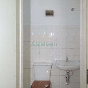 Sobreloja com 47m², no bairro Centro em Caxias do Sul para Alugar ou Comprar