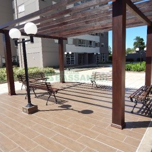 Apto Mobiliado com 101m², 3 dormitórios, 2 vagas, no bairro Universitário em Caxias do Sul para Alugar