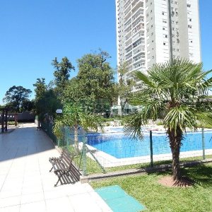 Apto Mobiliado com 101m², 3 dormitórios, 2 vagas, no bairro Universitário em Caxias do Sul para Alugar