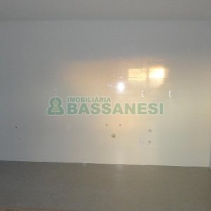 Apartamento com 78m², 2 dormitórios, 1 vaga, no bairro Panazzolo em Caxias do Sul para Alugar