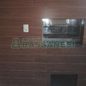Apartamento com 78m², 2 dormitórios, 1 vaga, no bairro Panazzolo em Caxias do Sul para Alugar