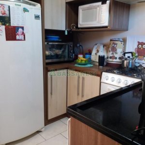 Sobrado com 109m², 2 dormitórios, 1 vaga, no bairro Charqueadas em Caxias do Sul para Comprar