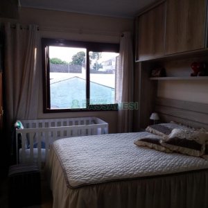 Sobrado com 109m², 2 dormitórios, 1 vaga, no bairro Charqueadas em Caxias do Sul para Comprar