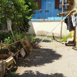 Casa com 35m², 2 dormitórios, no bairro Floresta em Caxias do Sul para Comprar