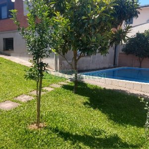 Casa com 690m², 4 dormitórios, 2 vagas, no bairro Diamantino em Caxias do Sul para Comprar