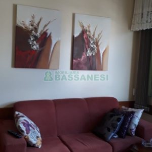 Apartamento com 65m², 2 dormitórios, no bairro Pio X em Caxias do Sul para Comprar