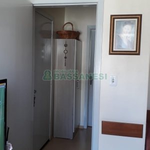 Apartamento com 65m², 2 dormitórios, no bairro Pio X em Caxias do Sul para Comprar