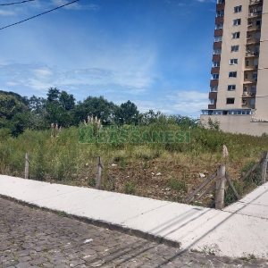 Terreno, no bairro Vila Horn em Caxias do Sul para Comprar