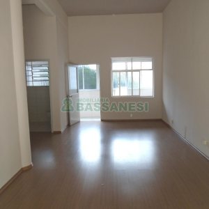 Loja com 53m², no bairro Centro em Caxias do Sul para Alugar