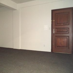 Sala com 30m², no bairro Centro em Caxias do Sul para Alugar