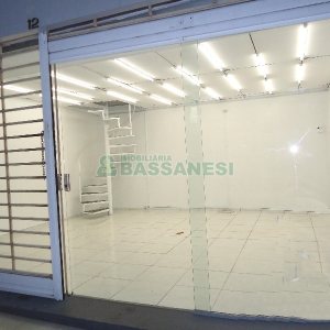 Loja com 90m², no bairro Centro em Caxias do Sul para Alugar