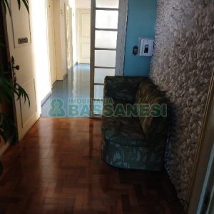 Sala com 57m², no bairro Centro em Caxias do Sul para Comprar