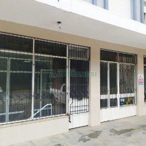 Loja com 369m², no bairro São Leopoldo em Caxias do Sul para Comprar