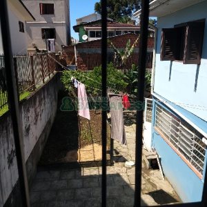 Casa com 268m², 3 dormitórios, 4 vagas, no bairro São Leopoldo em Caxias do Sul para Comprar