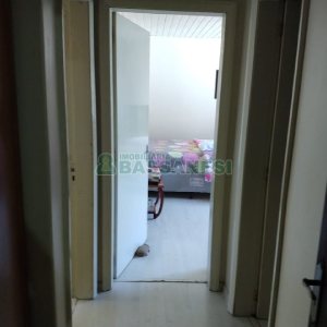 Casa com 268m², 3 dormitórios, 4 vagas, no bairro São Leopoldo em Caxias do Sul para Comprar