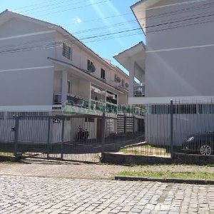 Sobrado com 92m², 2 dormitórios, 1 vaga, no bairro De Zorzi em Caxias do Sul para Comprar