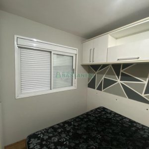 Apartamento com 48m², 2 dormitórios, 1 vaga, no bairro De Zorzi em Caxias do Sul para Alugar