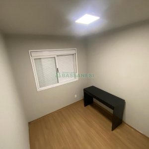 Apartamento com 48m², 2 dormitórios, 1 vaga, no bairro De Zorzi em Caxias do Sul para Alugar