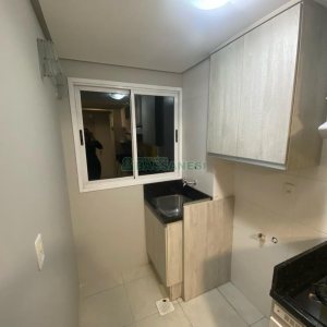 Apartamento com 48m², 2 dormitórios, 1 vaga, no bairro De Zorzi em Caxias do Sul para Alugar