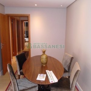 Apto Mobiliado com 109m², 3 dormitórios, 3 vagas, no bairro Rio Branco em Caxias do Sul para Comprar