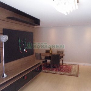 Apto Mobiliado com 109m², 3 dormitórios, 3 vagas, no bairro Rio Branco em Caxias do Sul para Comprar