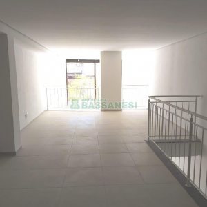 Loja com 149m², no bairro Rio Branco em Caxias do Sul para Alugar