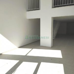 Loja com 149m², no bairro Rio Branco em Caxias do Sul para Alugar