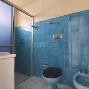 Casa com 120m², 3 dormitórios, 3 vagas, no bairro Esplanada em Caxias do Sul para Comprar