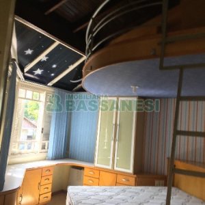 Casa com 315m², 3 dormitórios, 1 vaga, no bairro Centro em São Marcos para Comprar