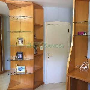 Casa com 315m², 3 dormitórios, 1 vaga, no bairro Centro em São Marcos para Comprar