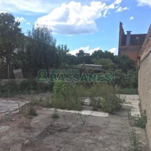 Terreno com 180m², no bairro Santa Catarina em Caxias do Sul para Alugar