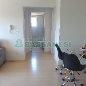 Apto Mobiliado com 55m², 2 dormitórios, 1 vaga, no bairro Sanvitto em Caxias do Sul para Alugar