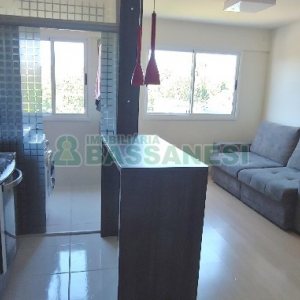 Apto Mobiliado com 55m², 2 dormitórios, 1 vaga, no bairro Sanvitto em Caxias do Sul para Alugar