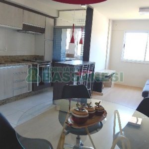 Apto Mobiliado com 55m², 2 dormitórios, 1 vaga, no bairro Sanvitto em Caxias do Sul para Alugar