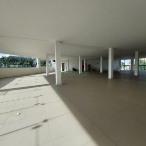 Sala com 500m², 2 vagas, no bairro São Caetano em Caxias do Sul para Alugar