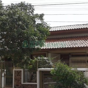 Casa com 289m², 3 dormitórios, 2 vagas, no bairro Medianeira em Caxias do Sul para Comprar