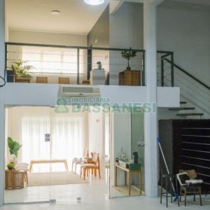 Predio com 370m², no bairro Interlagos em Caxias do Sul para Alugar